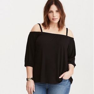 COPY - TORRID BLACK KNIT COLD SHOULDER TOP size 0